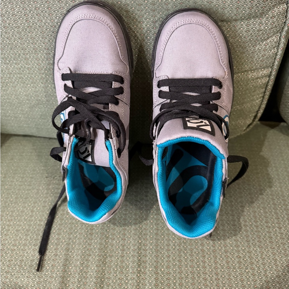 Stylish Kids Sneakers in Gray and Blue